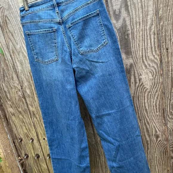 Old Navy Blue High-Rise Wow Wide Leg Jeans - Picture 5 of 7